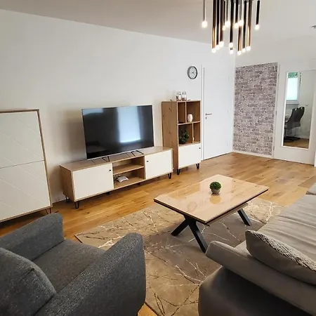 Quiet House - 10 Min Away From Cologne *