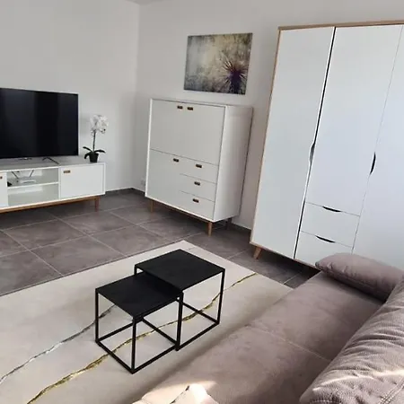 Quiet House - 10 Min Away From Cologne *