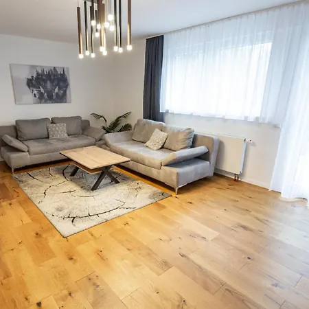 Quiet House - 10 Min Away From Cologne Appartement