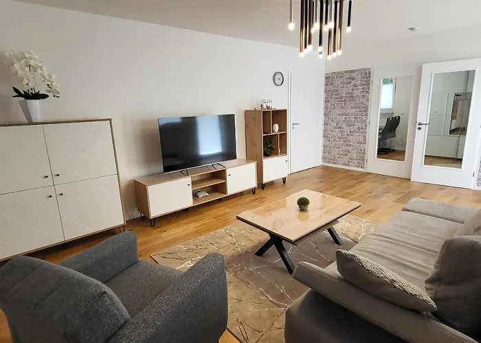 Quiet House - 10 Min Away From Cologne *